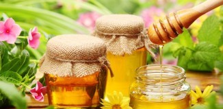 Мед натощак: чем полезен, сколько и в каком виде употреблять